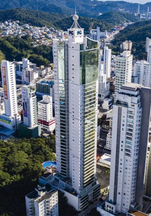 Apartamento com 4 Quartos à Venda, 228 m² em Pioneiros - Balneário Camboriú