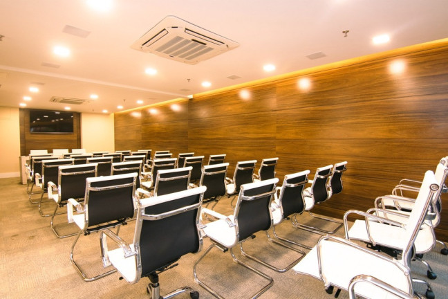 Imagem Sala Comercial à Venda, 61 m² em Moinhos De Vento - Porto Alegre Imagem Sala Comercial à Venda, 61 m² em Moinhos De Vento - Porto Alegre