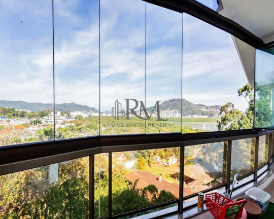 Imagem Imóvel com 3 Quartos à Venda, 210 m² em João Paulo - Florianópolis