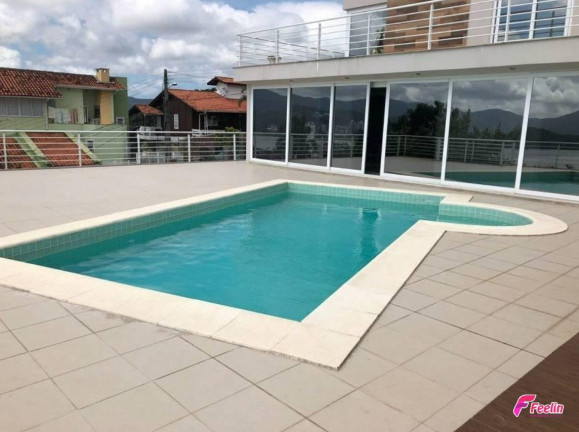 Imagem Casa com 4 Quartos à Venda, 765 m² em Centro - Florianópolis