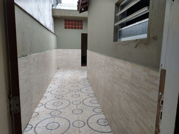 Casa à Venda, 263 m² em Itaóca - Mongaguá