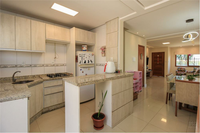 Imagem Casa com 3 Quartos à Venda,  em Hípica - Porto Alegre