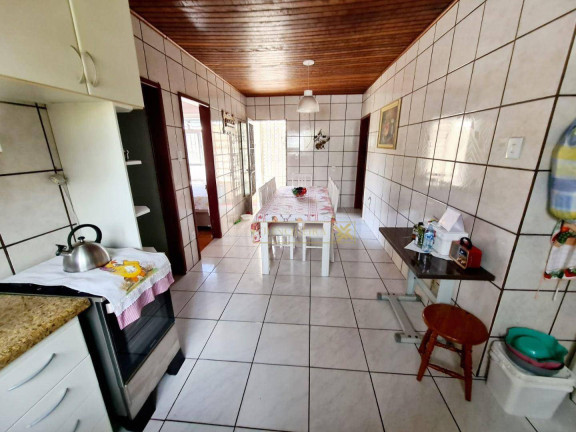 Imagem Casa com 3 Quartos à Venda, 172 m² em Centro - São José