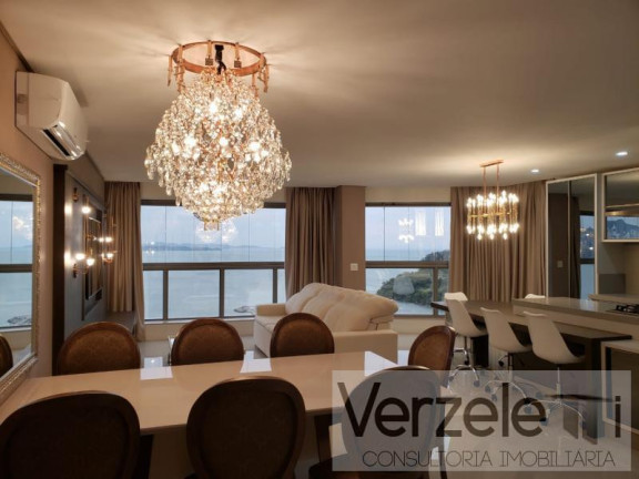 Imagem Apartamento com 4 Quartos para Temporada, 183 m² em Centro - Balneário Camboriú Imagem Apartamento com 4 Quartos para Temporada, 183 m² em Centro - Balneário Camboriú