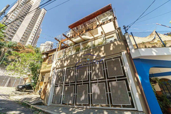 Imagem Casa com 4 Quartos à Venda, 270 m² em Perdizes - São Paulo