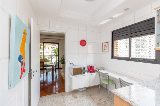 Imagem Apartamento com 3 Quartos à Venda, 161 m² em Moema - São Paulo