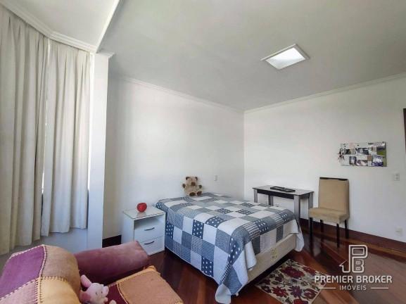 Imagem Casa com 6 Quartos à Venda, 220 m² em Tijuca - Teresópolis Imagem Casa com 6 Quartos à Venda, 220 m² em Tijuca - Teresópolis