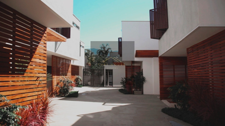 Imagem Casa com 3 Quartos à Venda, 207 m² em Camburi - São Sebastião