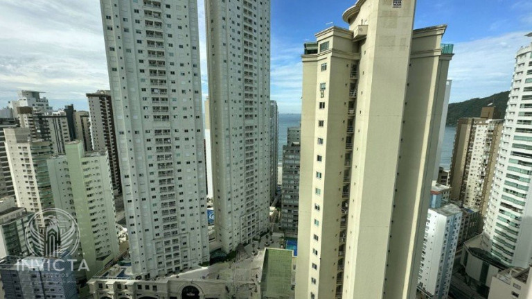 Imagem Apartamento com 4 Quartos à Venda, 240 m² em Centro - Balneário Camboriú Imagem Apartamento com 4 Quartos à Venda, 240 m² em Centro - Balneário Camboriú