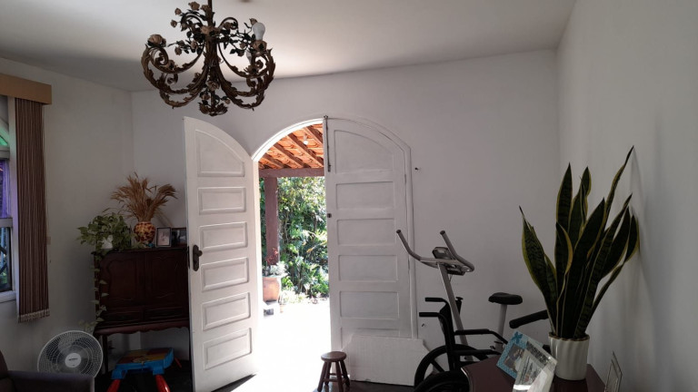 Imagem Casa com 2 Quartos à Venda, 600 m² em Centro - Maricá Imagem Casa com 2 Quartos à Venda, 600 m² em Centro - Maricá