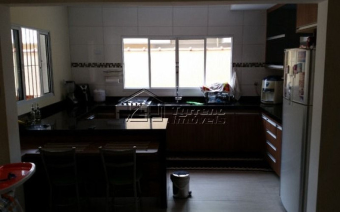 Imagem Casa com 3 Quartos à Venda, 192 m² em Parque Industrial - São José Dos Campos Imagem Casa com 3 Quartos à Venda, 192 m² em Parque Industrial - São José Dos Campos