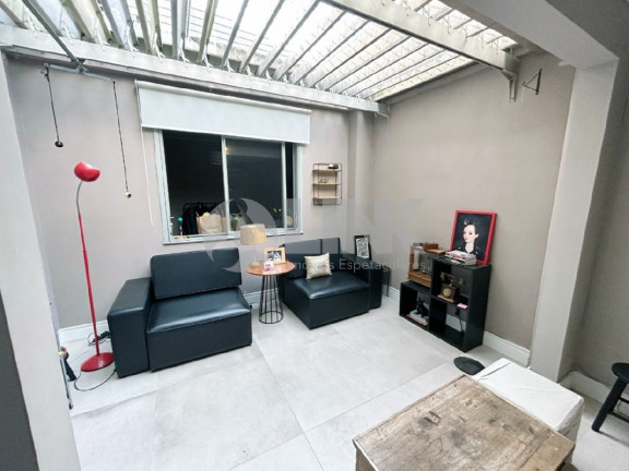 Imagem Casa com 3 Quartos à Venda, 174 m² em Vila Jardim - Porto Alegre Imagem Casa com 3 Quartos à Venda, 174 m² em Vila Jardim - Porto Alegre