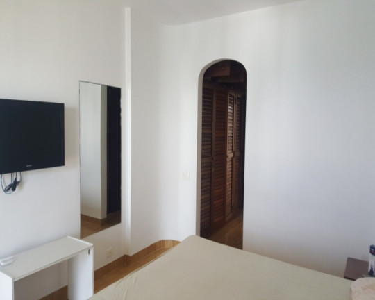 Imagem Apartamento com 3 Quartos à Venda, 180 m² em Pitangueiras - Guarujá Imagem Apartamento com 3 Quartos à Venda, 180 m² em Pitangueiras - Guarujá