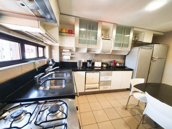 Imagem Apartamento com 3 Quartos à Venda, 250 m² em Cocó - Fortaleza Imagem Apartamento com 3 Quartos à Venda, 250 m² em Cocó - Fortaleza