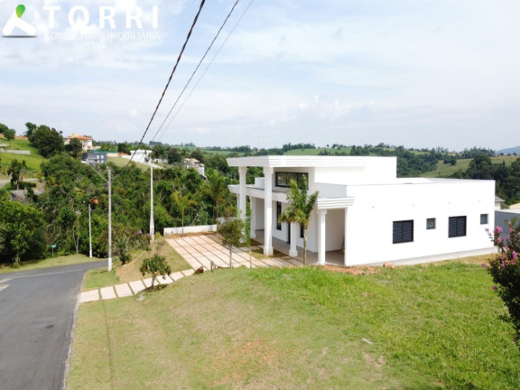 Imagem Imóvel com 3 Quartos à Venda, 250 m² em Condomínio Village Araçoiaba - Araçoiaba Da Serra Imagem Imóvel com 3 Quartos à Venda, 250 m² em Condomínio Village Araçoiaba - Araçoiaba Da Serra