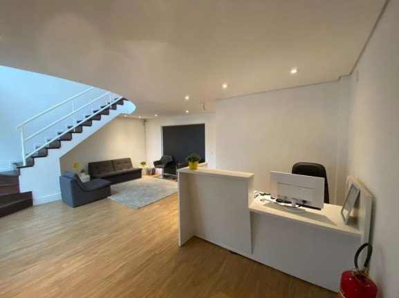Imagem Sobrado com 8 Quartos para Alugar, 300 m² em Indianópolis - São Paulo Imagem Sobrado com 8 Quartos para Alugar, 300 m² em Indianópolis - São Paulo