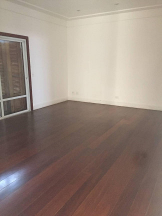 Imagem Casa com 3 Quartos para Alugar, 640 m² em Alphaville - Santana De Parnaíba Imagem Casa com 3 Quartos para Alugar, 640 m² em Alphaville - Santana De Parnaíba