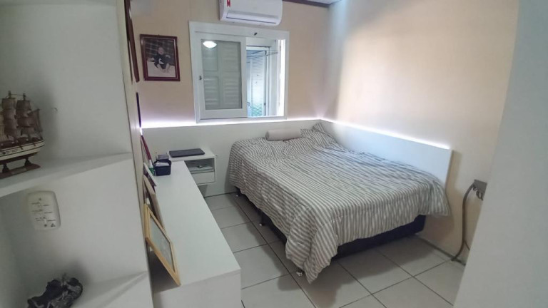 Imagem Casa com 3 Quartos à Venda, 300 m² em Capão Novo - Capao Da Canoa