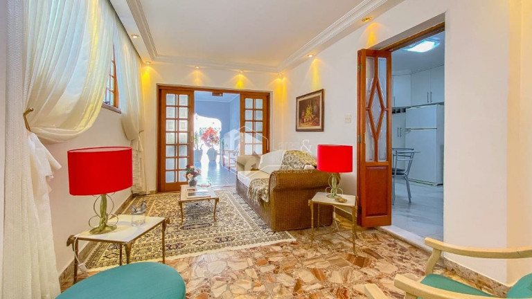 Imagem Casa com 5 Quartos à Venda, 275 m² em Cambuci - São Paulo Imagem Casa com 5 Quartos à Venda, 275 m² em Cambuci - São Paulo