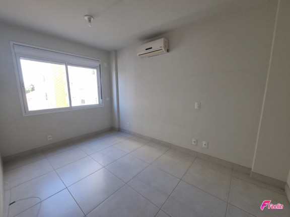 Imagem Apartamento com 2 Quartos à Venda, 62 m² em Centro - Florianópolis Imagem Apartamento com 2 Quartos à Venda, 62 m² em Centro - Florianópolis