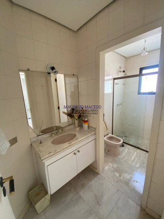 Imagem Casa com 5 Quartos à Venda, 560 m² em Alphaville Residencial Dois - Barueri Imagem Casa com 5 Quartos à Venda, 560 m² em Alphaville Residencial Dois - Barueri