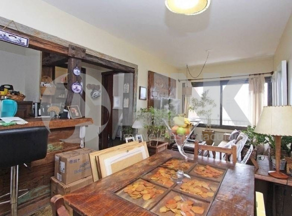 Imagem Imóvel com 2 Quartos à Venda, 96 m² em Menino Deus - Porto Alegre Imagem Imóvel com 2 Quartos à Venda, 96 m² em Menino Deus - Porto Alegre