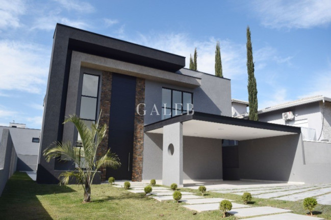 Imagem Casa com 4 Quartos à Venda, 299 m² em Condomínio Figueira Garden - Atibaia Imagem Casa com 4 Quartos à Venda, 299 m² em Condomínio Figueira Garden - Atibaia