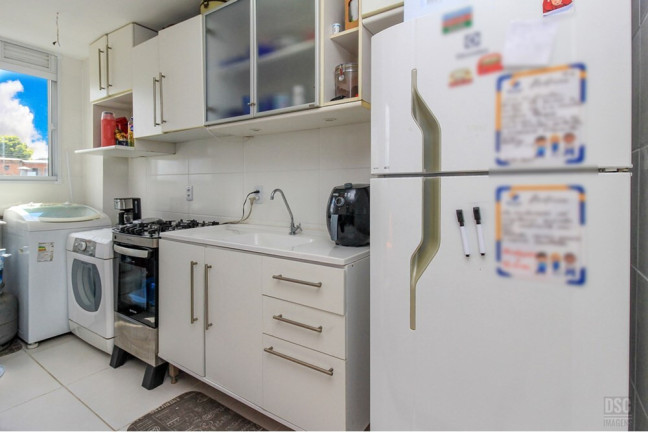 Imagem Imóvel com 2 Quartos à Venda, 45 m² em Tristeza - Porto Alegre