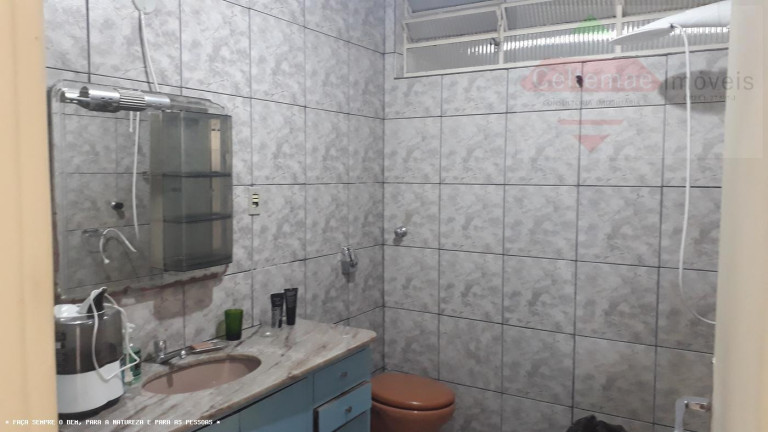 Imagem Casa com 6 Quartos à Venda, 230 m² em Jardim Das Nações - Taubaté