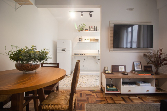 Imagem Imóvel com 1 Quarto à Venda,  em Moinhos De Vento - Porto Alegre