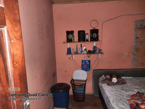 Imagem Casa com 2 Quartos à Venda, 300 m² em Vila Dominguinho - Votorantim Imagem Casa com 2 Quartos à Venda, 300 m² em Vila Dominguinho - Votorantim
