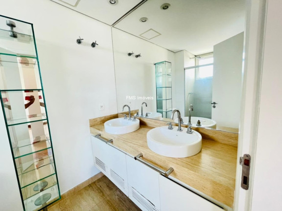 Imagem Imóvel com 3 Quartos à Venda, 215 m² em Sumaré - São Paulo