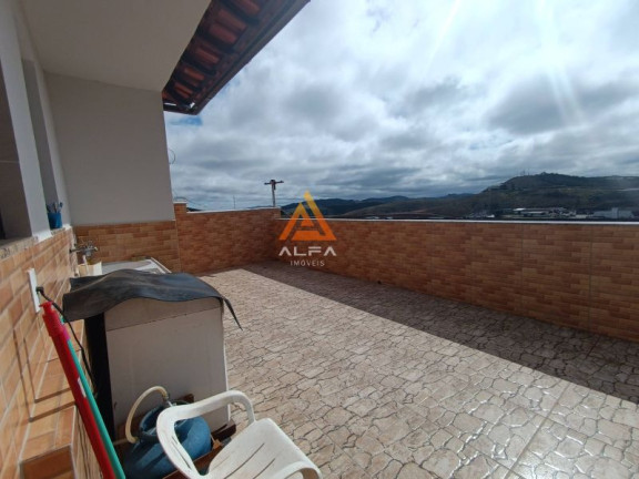 Imagem Casa com 3 Quartos à Venda, 140 m²