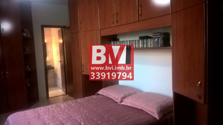 Imagem Casa com 2 Quartos à Venda, 157 m² em Irajá - Rio De Janeiro Imagem Casa com 2 Quartos à Venda, 157 m² em Irajá - Rio De Janeiro