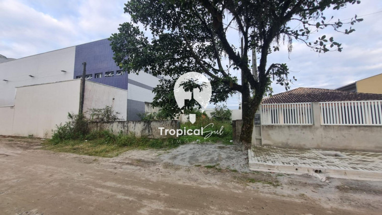 Terreno à Venda, 240 m² em Shangri-lá - Pontal Do Parana