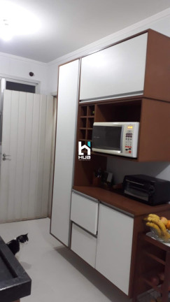 Imagem Apartamento com 2 Quartos à Venda, 64 m²