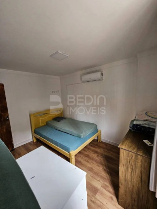 Imagem Apartamento com 3 Quartos à Venda, 105 m² em Centro - Balneário Camboriú Imagem Apartamento com 3 Quartos à Venda, 105 m² em Centro - Balneário Camboriú
