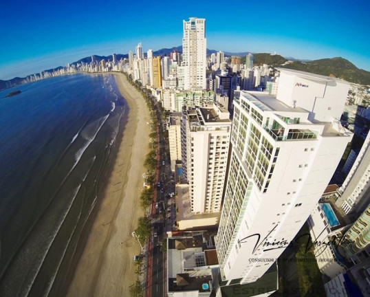 Imagem Apartamento com 3 Quartos à Venda, 214 m² em Centro - Balneário Camboriú