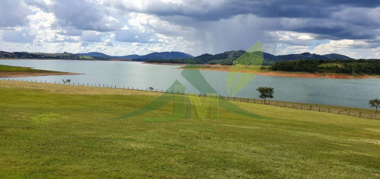 Imagem Chácara com 10 Quartos à Venda, 125.000 m² em Piracaia - Piracaia Imagem Chácara com 10 Quartos à Venda, 125.000 m² em Piracaia - Piracaia