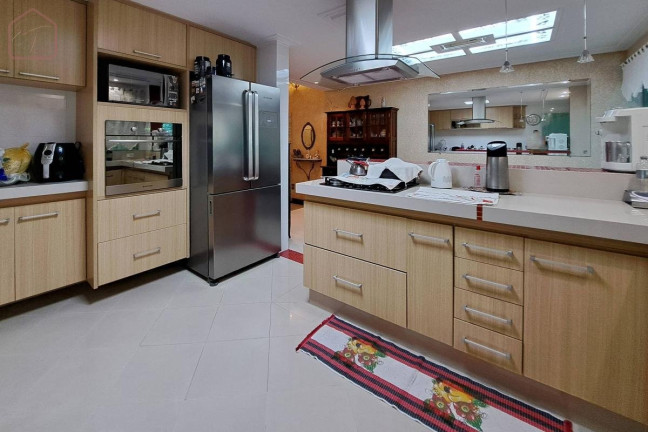 Imagem Casa com 5 Quartos à Venda, 425 m²