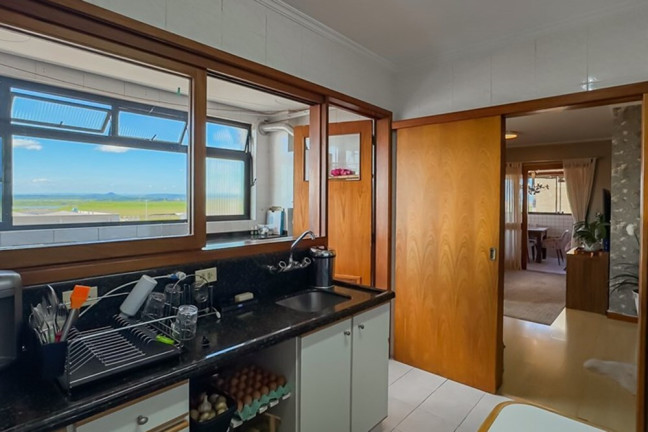 Imagem Apartamento com 3 Quartos à Venda, 123 m² em Jardim Lindóia - Porto Alegre Imagem Apartamento com 3 Quartos à Venda, 123 m² em Jardim Lindóia - Porto Alegre