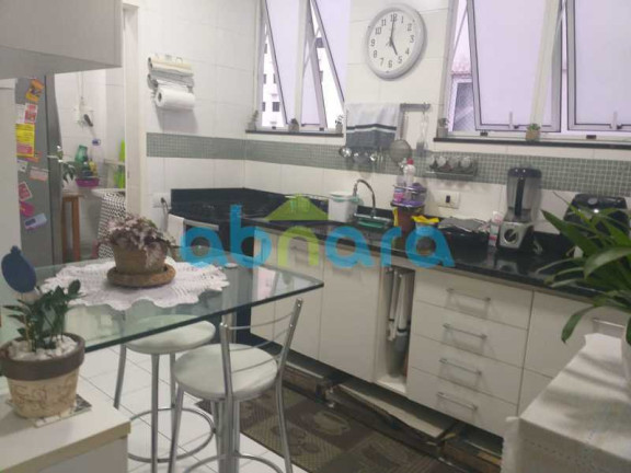 Imagem Apartamento com 2 Quartos à Venda, 70 m² em Copacabana - Rio De Janeiro