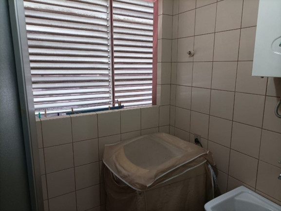Imagem Imóvel com 2 Quartos à Venda, 72 m² em Centro Histórico - Porto Alegre Imagem Imóvel com 2 Quartos à Venda, 72 m² em Centro Histórico - Porto Alegre
