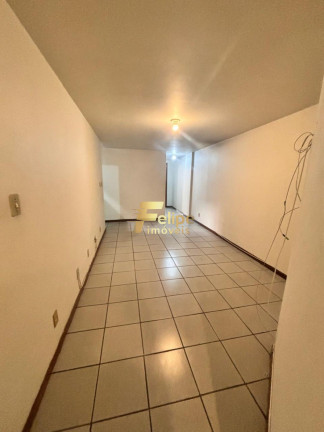 Imagem Imóvel com 3 Quartos à Venda, 160 m² em Jardim Da Penha - Vitória Imagem Imóvel com 3 Quartos à Venda, 160 m² em Jardim Da Penha - Vitória