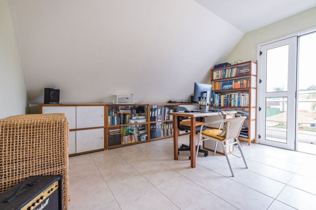 Imagem Casa de Condomínio com 4 Quartos à Venda, 230 m² em Cachoeira Do Bom Jesus - Florianópolis