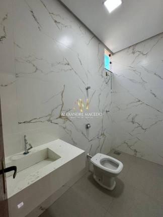 Casa com 3 Quartos à Venda, 195 m² em Planalto - Montes Claros