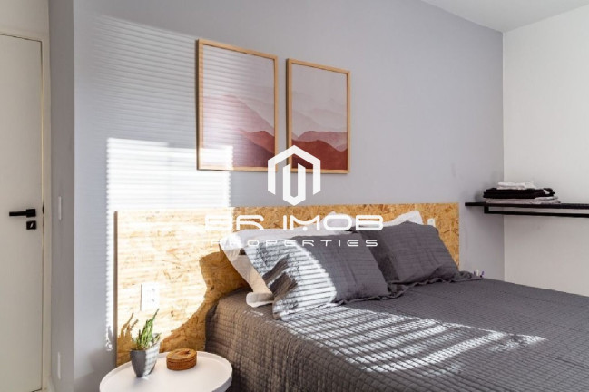 Imagem Imóvel com 2 Quartos à Venda, 65 m² em Pinheiros - São Paulo Imagem Imóvel com 2 Quartos à Venda, 65 m² em Pinheiros - São Paulo