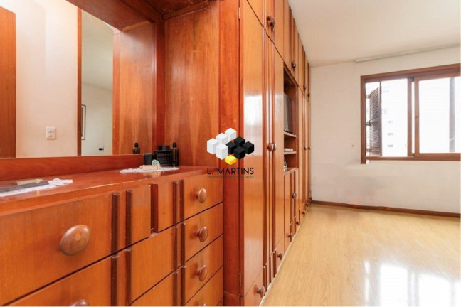Imagem Apartamento com 3 Quartos à Venda, 137 m² em Jardim Lindóia - Porto Alegre Imagem Apartamento com 3 Quartos à Venda, 137 m² em Jardim Lindóia - Porto Alegre