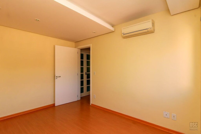 Imagem Apartamento com 2 Quartos à Venda, 55 m² em Guarujá - Porto Alegre