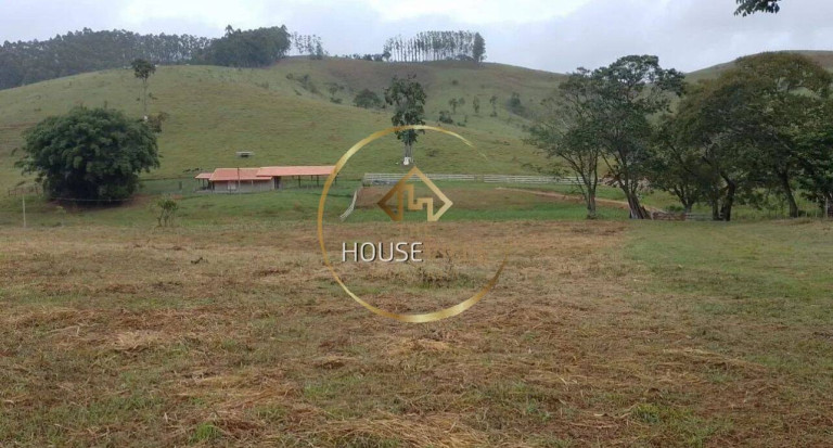 Imagem Chácara com 2 Quartos à Venda, 12 m² em Salto - Paraibuna Imagem Chácara com 2 Quartos à Venda, 12 m² em Salto - Paraibuna